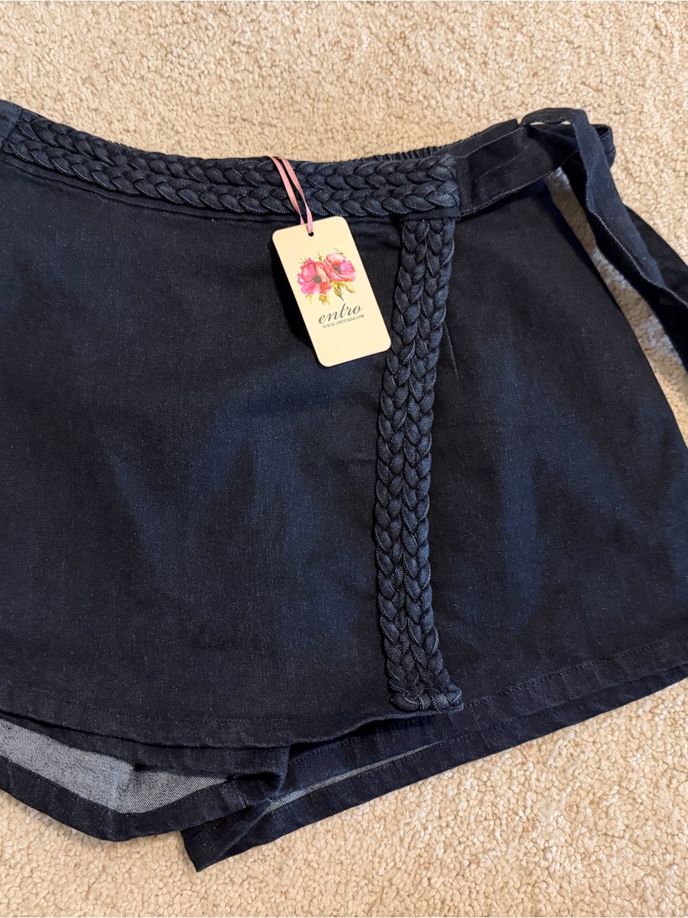 entro Black Braided-Waist Skort